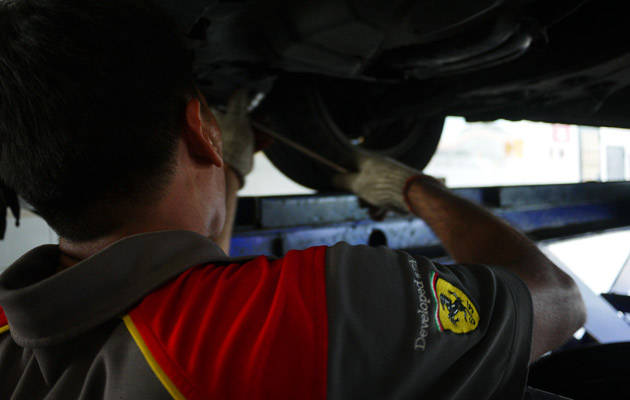 Why changing oil is easier with Shell