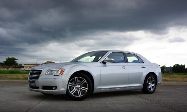Review: Chrysler 300C V6