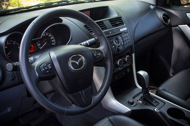 Ford Ranger Wildtrak vs. Mazda BT-50 | Top Gear Philippines