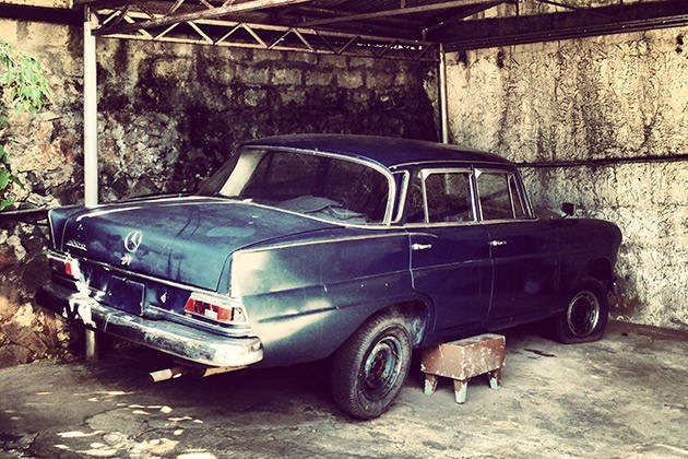 Batman Benz begins: Restoring a Mercedes-Benz 200D Fintail (Part 1)