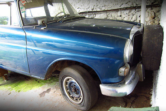 Batman Benz begins: Restoring a Mercedes-Benz 200D Fintail (Part 1)