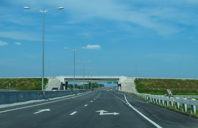 Mitsubishi Mirage G4