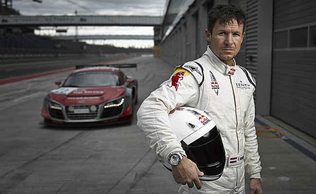 Felix Baumgartner jumps from the stratosphere to racing cars TopGear.com.ph Philippine Car News - Felix Baumgartner jumps from the stratosphere to racing cars