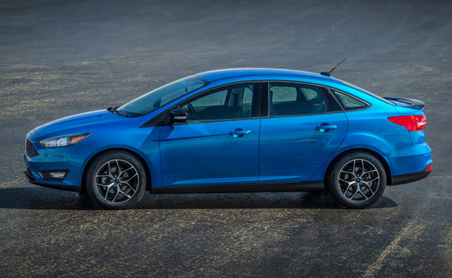 2015 Ford Focus sedan to be unveiled at the 2014 New York Auto Show