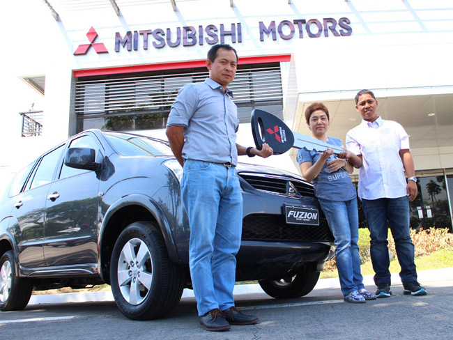 Two lucky Mitsubishi Philippines customers bring home brand-new Fuzion GLS Sport units