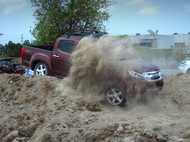 Put the Isuzu D-Max 4x4 to the test at this driving series