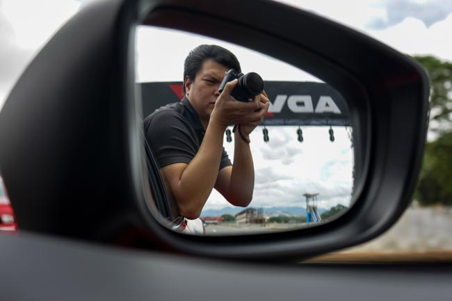 Behind the scenes of Top Gear's May 2014 cover shoot