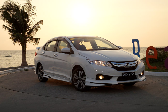 Top Gear Philippines: a review of the 2014 Honda City Top Gear Philippines: a review of the 2014 Honda City