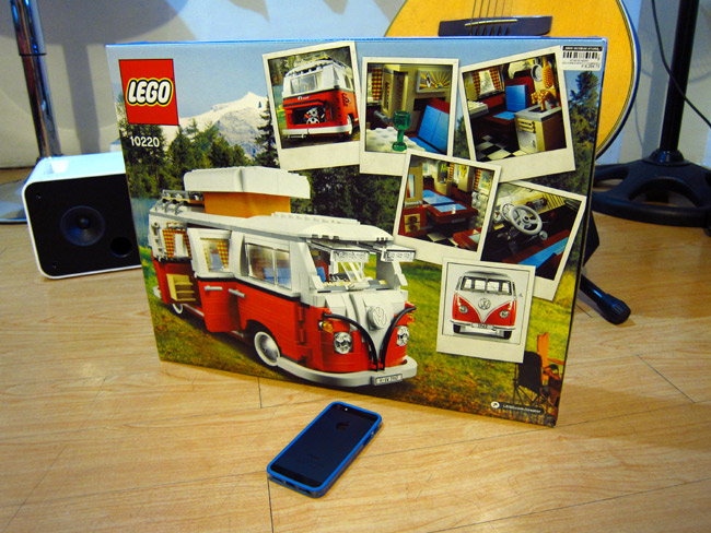 Building the Volkswagen Camper Lego Building the Volkswagen Camper Lego
