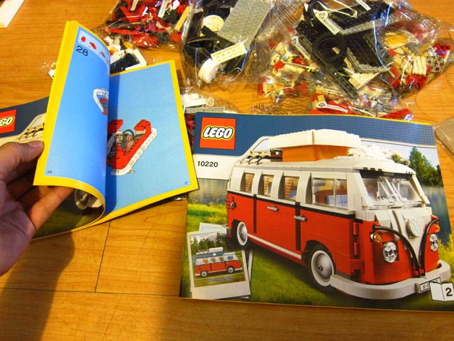 Building the Volkswagen Camper Lego Building the Volkswagen Camper Lego