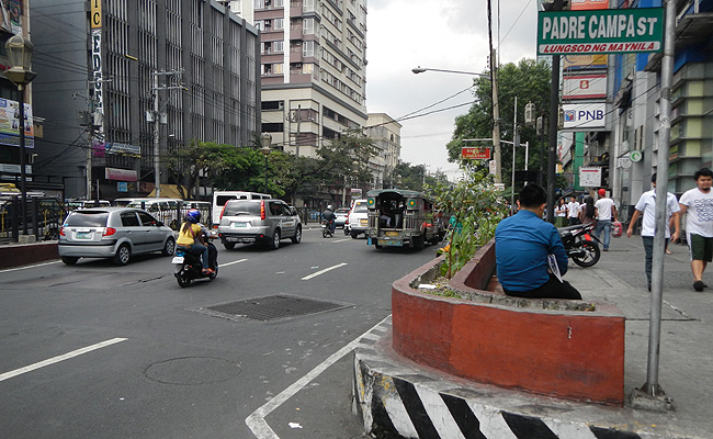 TopGear.com.ph Philippine Car News - DPWH begins road and drainage works on España Boulevard