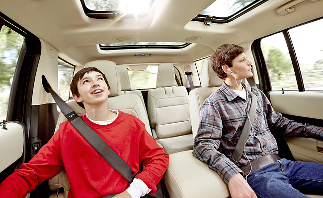 TopGear.com.ph Philippine Car News - Ford licenses its patented inflatable seatbelt system