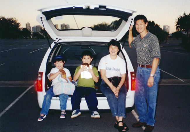 Carlo Chungunco and dad