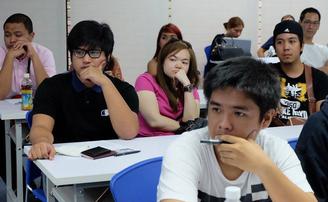 Head To Head: Can You Beat Michele Bumgarner in an All-New Mazda 3 Skyactiv?