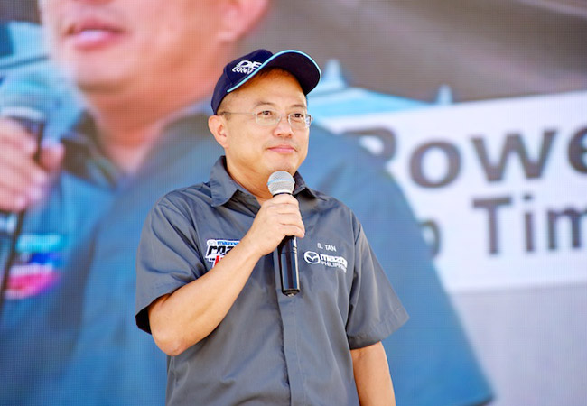 Head To Head: Can You Beat Michele Bumgarner in an All-New Mazda 3 Skyactiv?