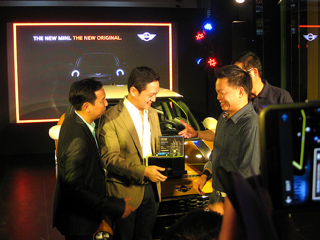 Mini Cebu dealership now open