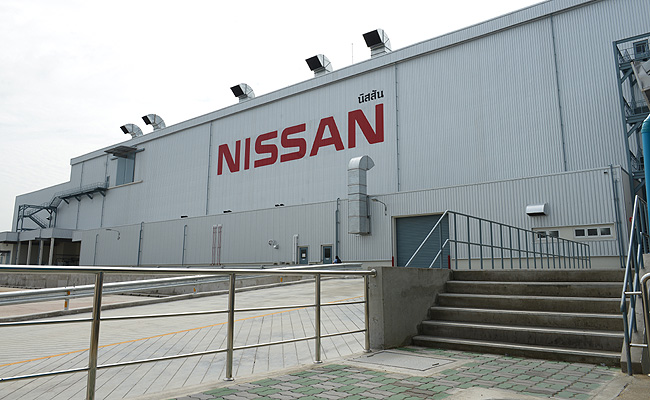 TopGear.com.ph Philippine Car News - Nissan begins assembly of all-new Navara in new Thailand plant