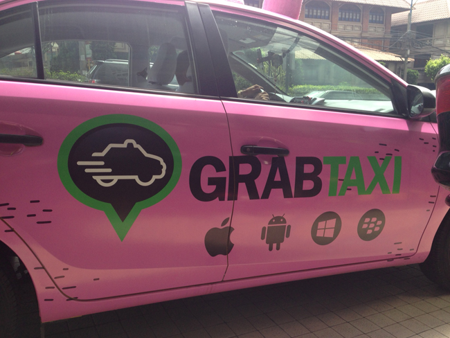 GrabTaxi pink Vios