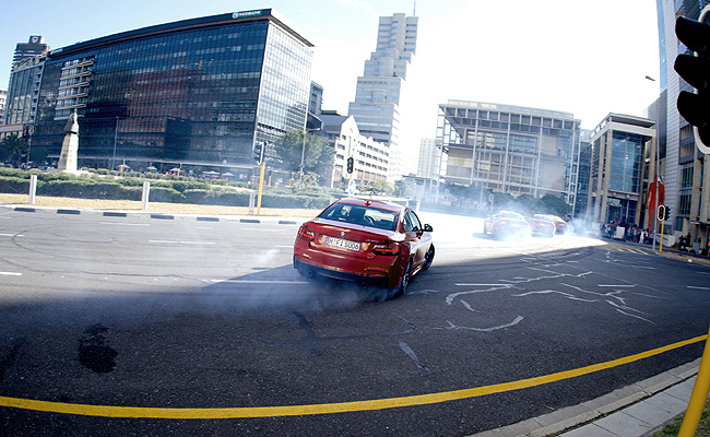 TopGear.com.ph Philippine Car News - BMW releases ‘Drift Mob’ video starring five M235i Coupes