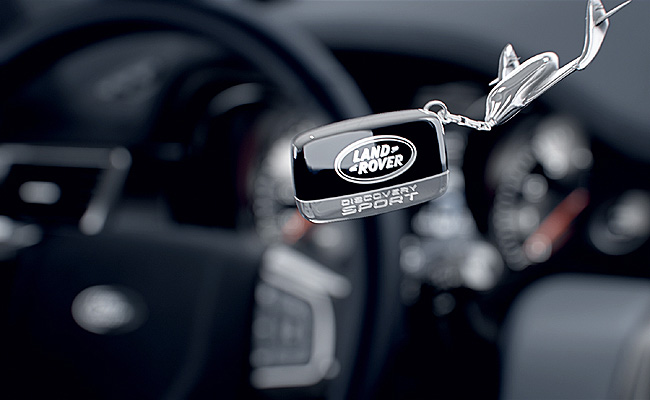 Land Rover teases interior of upcoming Discovery Sport TopGear.com.ph Philippine Car News - Land Rover teases interior of upcoming Discovery Sport