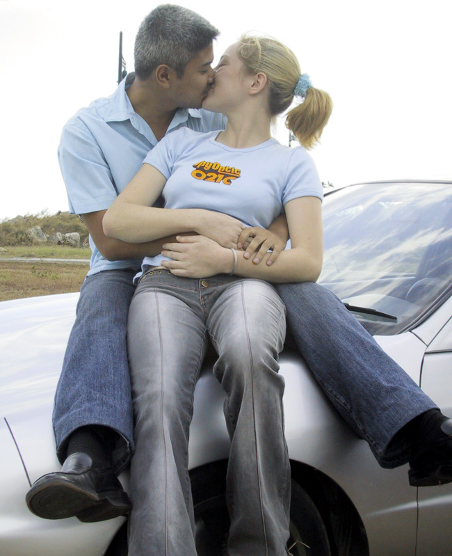 Enzo Pastor and Dalia Guerrero