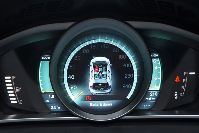 Volvo V40 gauges