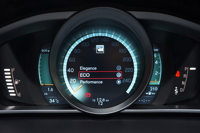 Volvo V40 gauges
