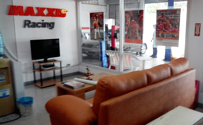 Maxxis Performance Center