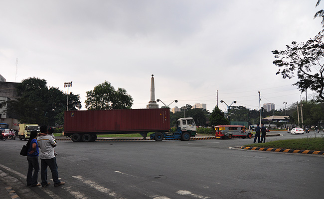TopGear.com.ph Philippine Car News - DPWH wanted to demolish Anda Circle as early as January 2013