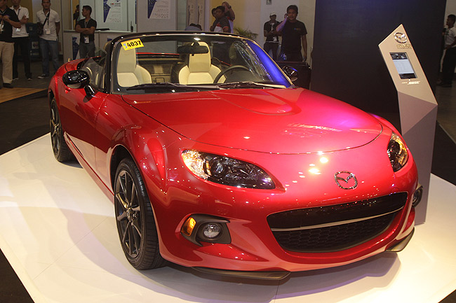 Mazda Miata at PIMS Mazda Miata at PIMS