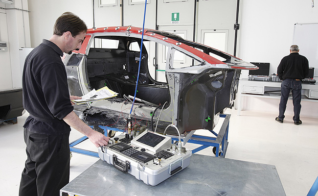 TopGear.com.ph Philippine Car News - Lamborghini’s carbon-fiber repair service is certified by TUV