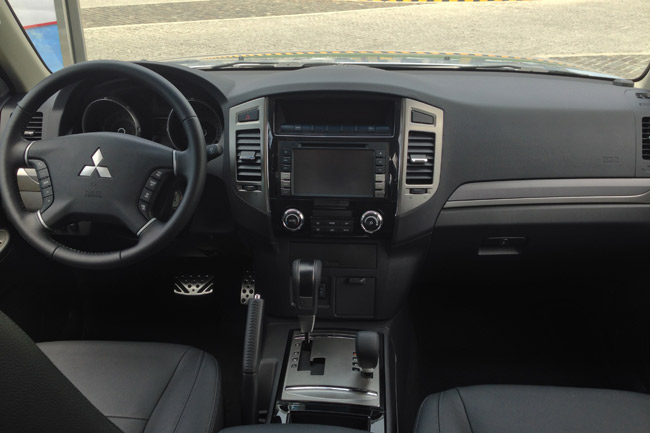 Mitsubishi Pajero 2015 Mitsubishi Pajero 2015