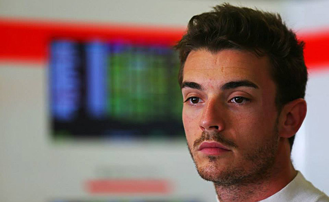 TopGear.com.ph Philippine Car News - Marussia F1's Jules Bianchi suffers severe head injury in rain-stopped Japanese Grand Prix