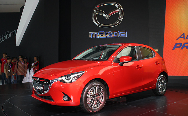 TopGear.com.ph Philippine Car News - Mazda 2 is 2014-2015 Japan Car of the Year