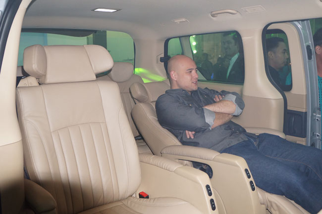 Hyundai Grand Starex Gold