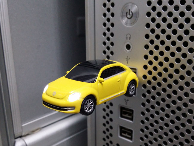 Autodrive USB flash drives