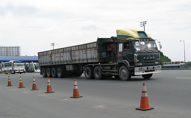 Solon seeks mandatory driver education for truck drivers TopGear.com.ph Philippine Car News - Solon seeks mandatory driver education for truck drivers