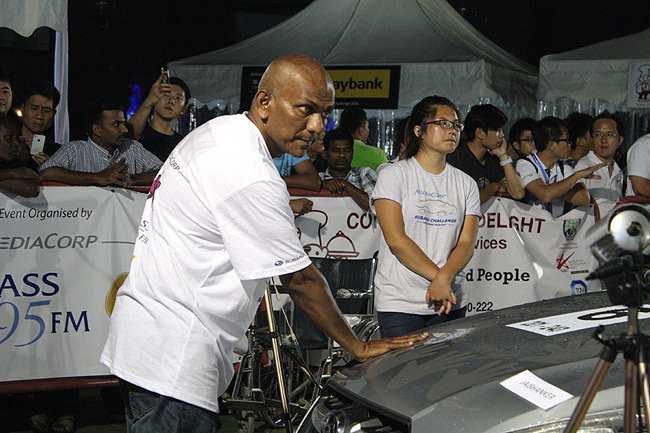 2014 Subaru Palm Challenge: Will you stay awake for 82 hours to win a car? This man did