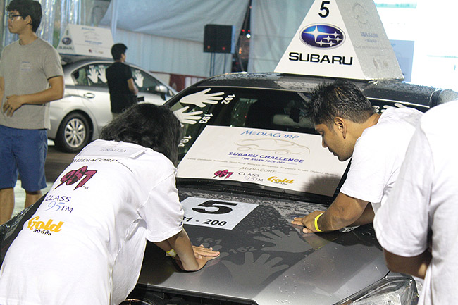 2014 Subaru Palm Challenge: Will you stay awake for 82 hours to win a car? This man did