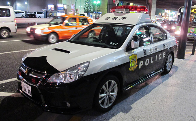 Subaru Legacy police car in Japan