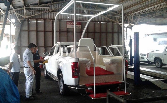 Isuzu D-Max Popemobile