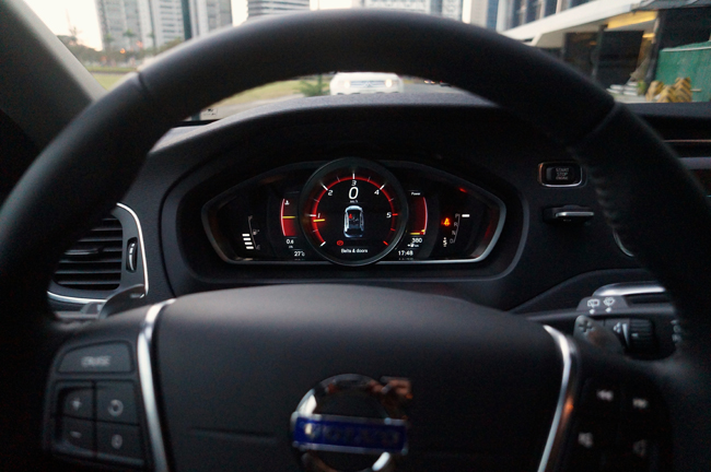 Volvo V40 Cross Country Volvo V40 Cross Country