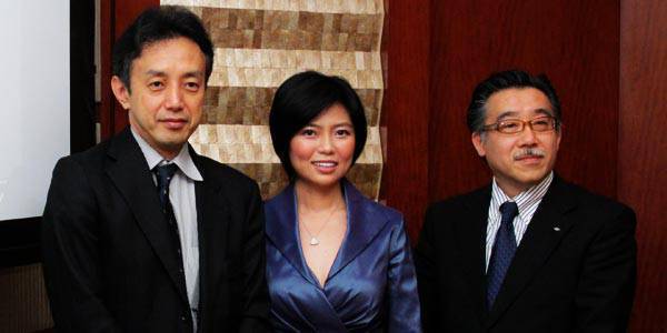 TopGear.com.ph Philippine Car News Photo of Nissan Motor Ltd. Chief Product Specialist Youichi Iwamoto, Universal Motors Philippines Executive Vice President Elizabeth Lee, and Nissan Motor Ltd. Chief Product Designer Kinishi Saitou