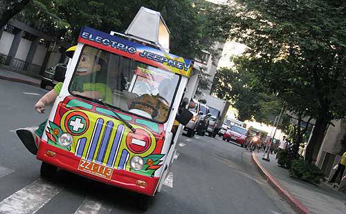 Photo of the electric jeepney in Makati City - Top Gear Philippines AUTO NEWS