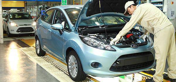 TopGear.com.ph Philippines Car News - First ASEAN market Ford Fiestas roll of assembly line