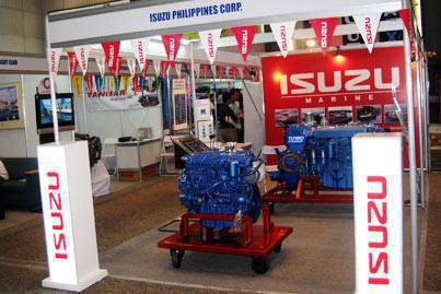 Isuzu_boat_show1.jpg