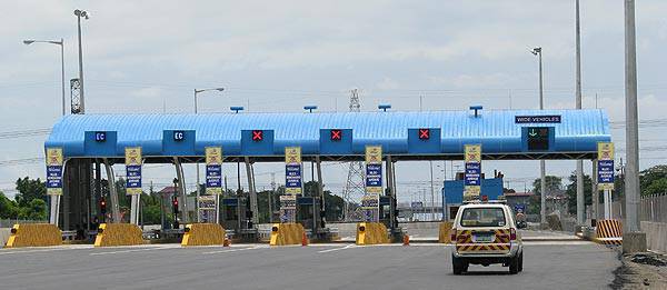 TopGear.com.ph Philippine Car News - One-time e-payment interconnecting scheme in the works for NLEX, SLEX