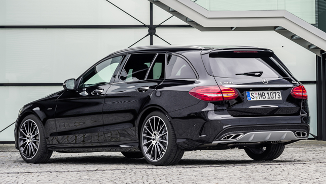 The Mercedes-Benz C450 AMG 4MATIC unveiled