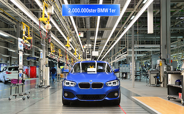 BMW celebrates production of two-millionth 1-Series car TopGear.com.ph Philippine Car News - BMW celebrates production of two-millionth 1-Series car