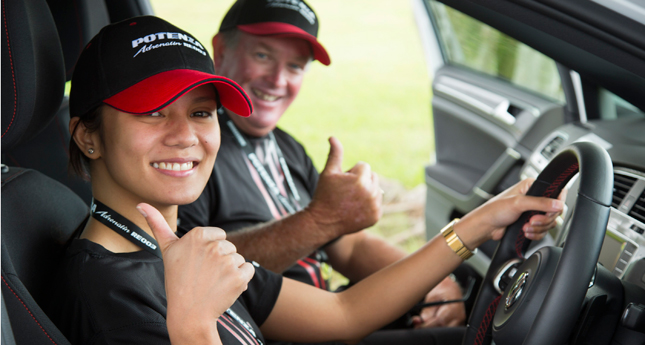 Bridgestone Potenza Adrenalin RE003